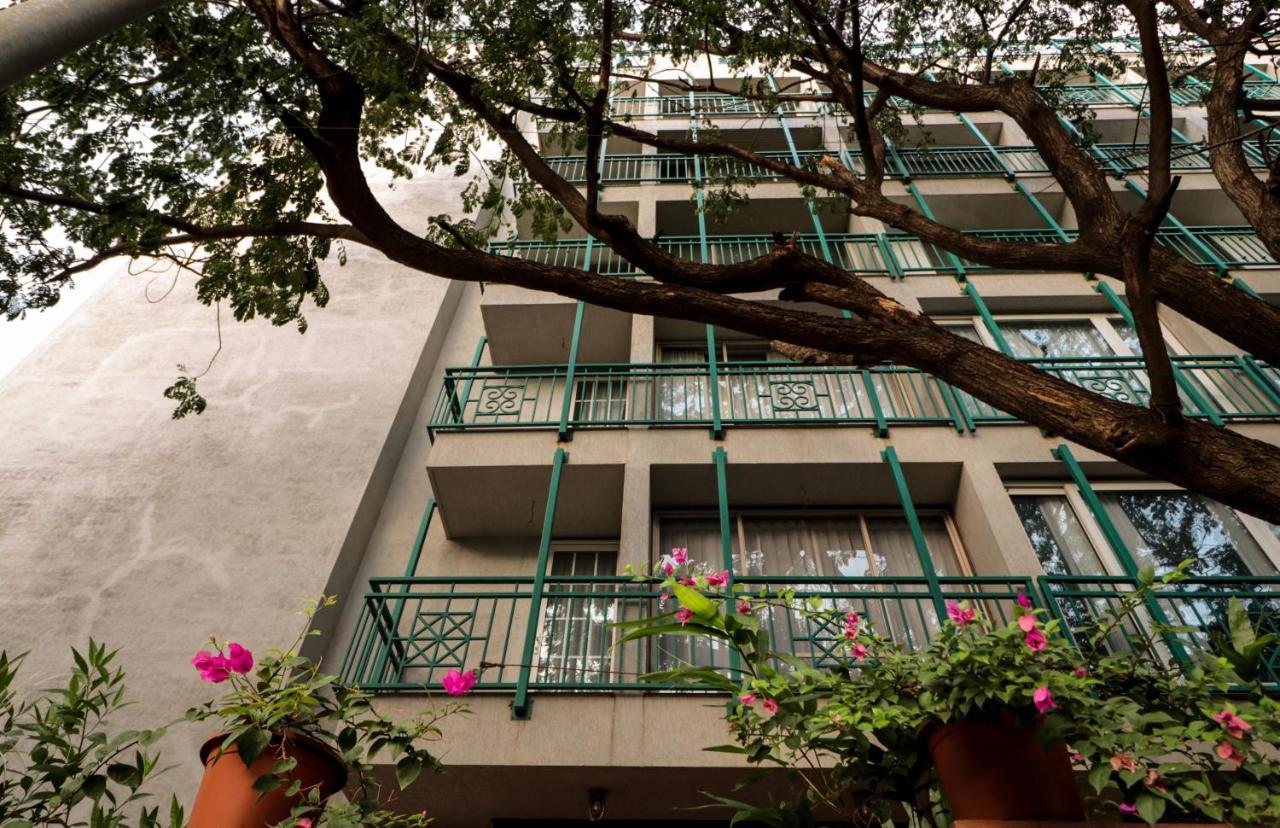 One-Bedroom Apartment,1000924086:JPEG