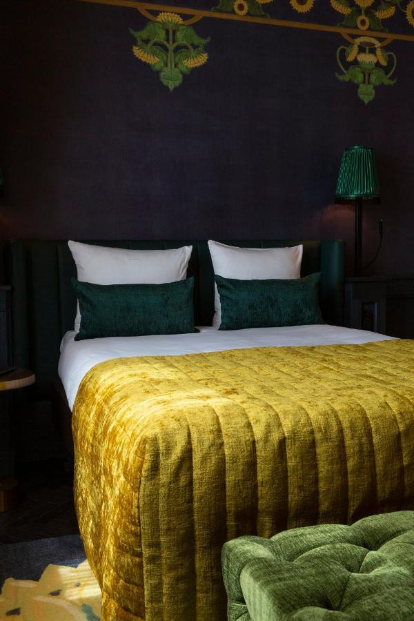 Deluxe Small Double Room