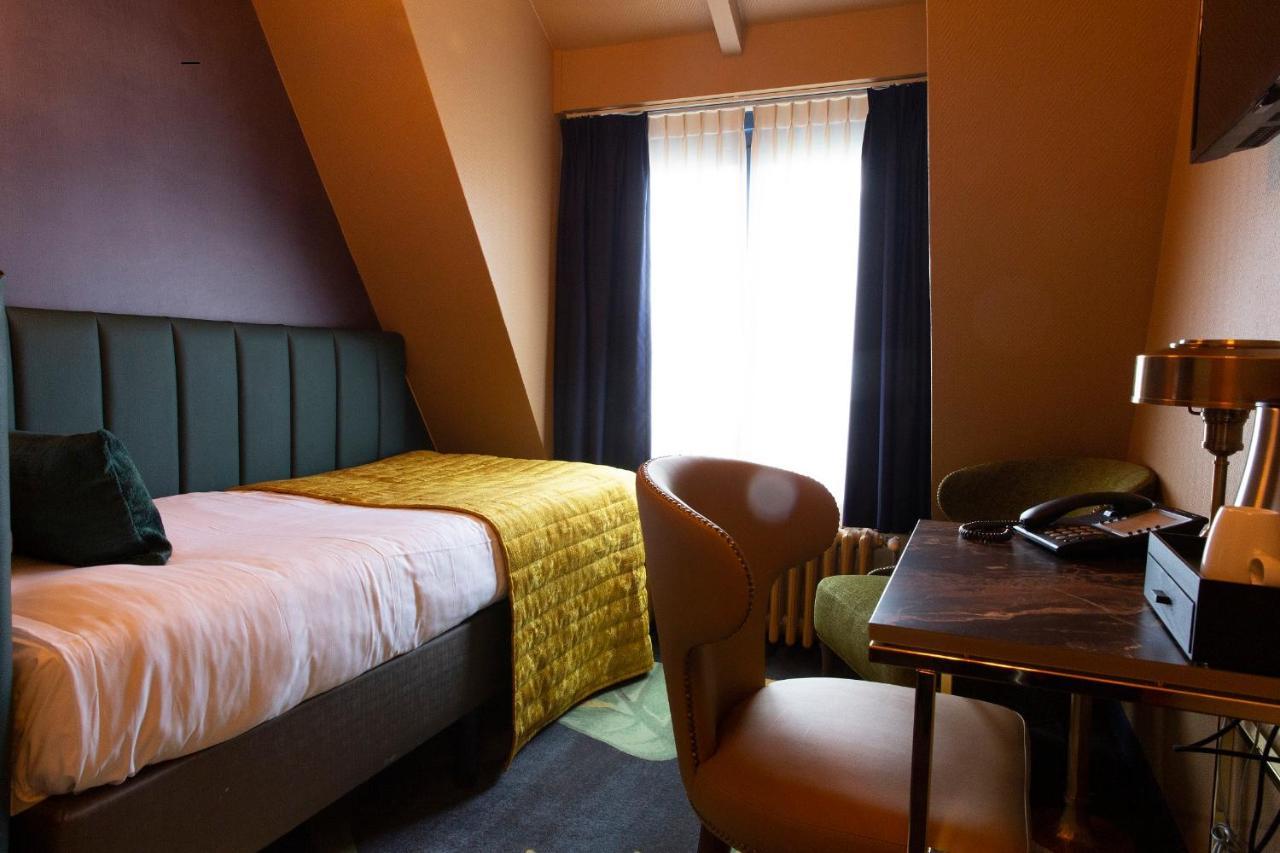 Deluxe Small Single Room