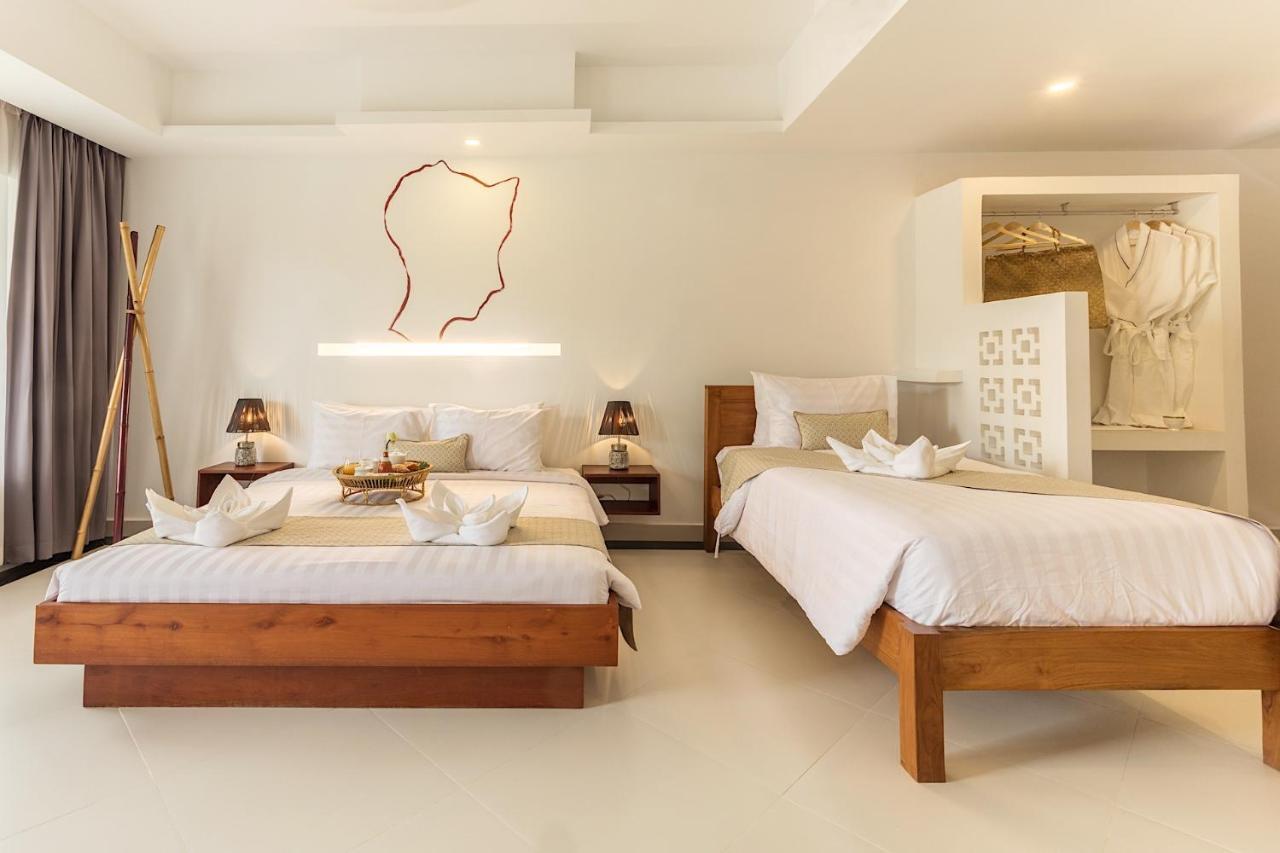 Deluxe Family Room