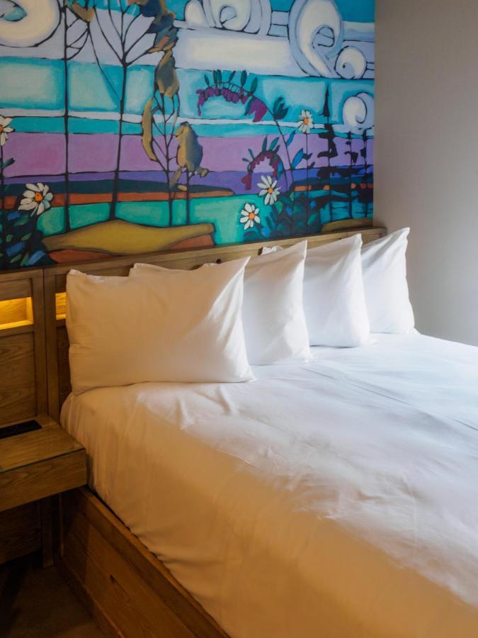 Queen Room,1031661838:JPEG