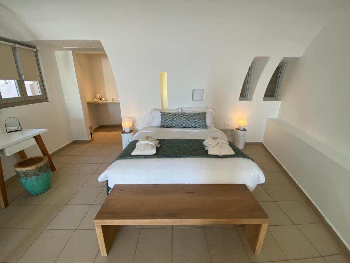 Panorama Suite Caldera View