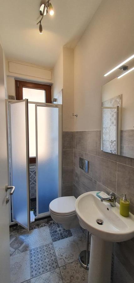 Standard Double Room with Shared Bathroom