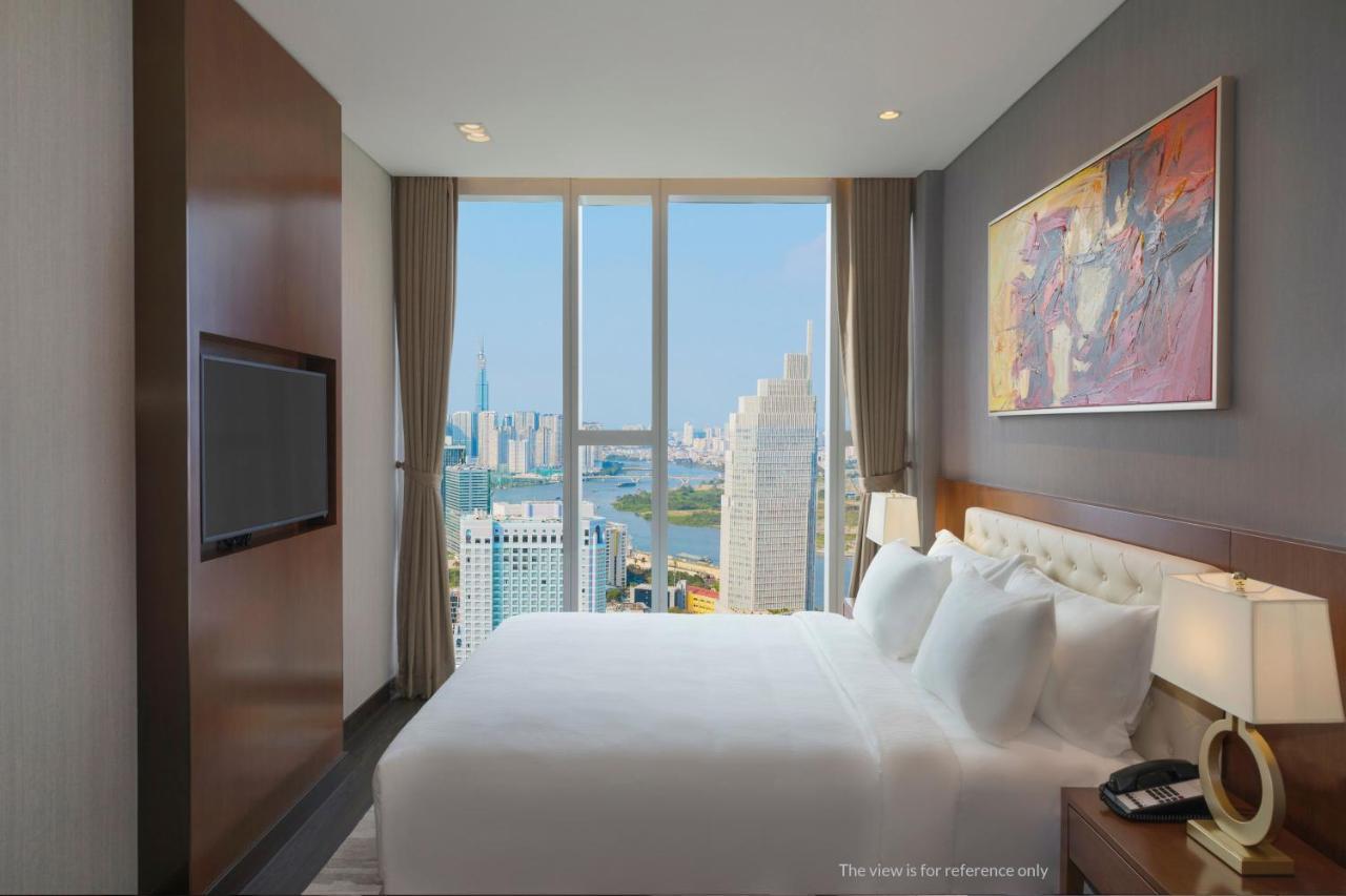 Grand One Bedroom one-time Complimentary Minibar