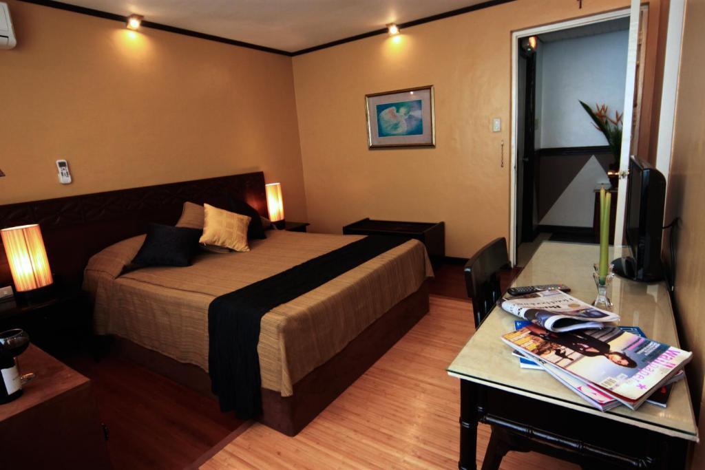 Deluxe Suite