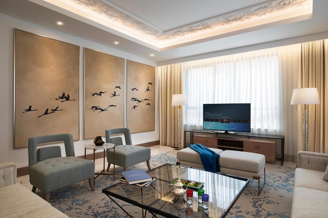 Three Bedroom Suite City View