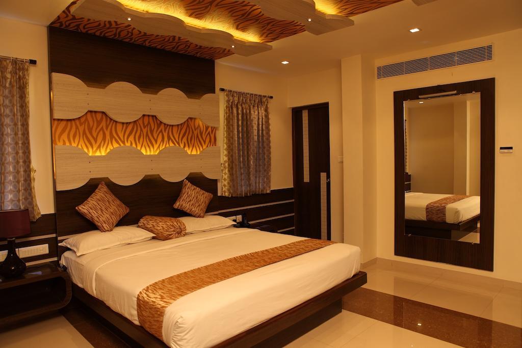 Double Room,130216031:JPEG