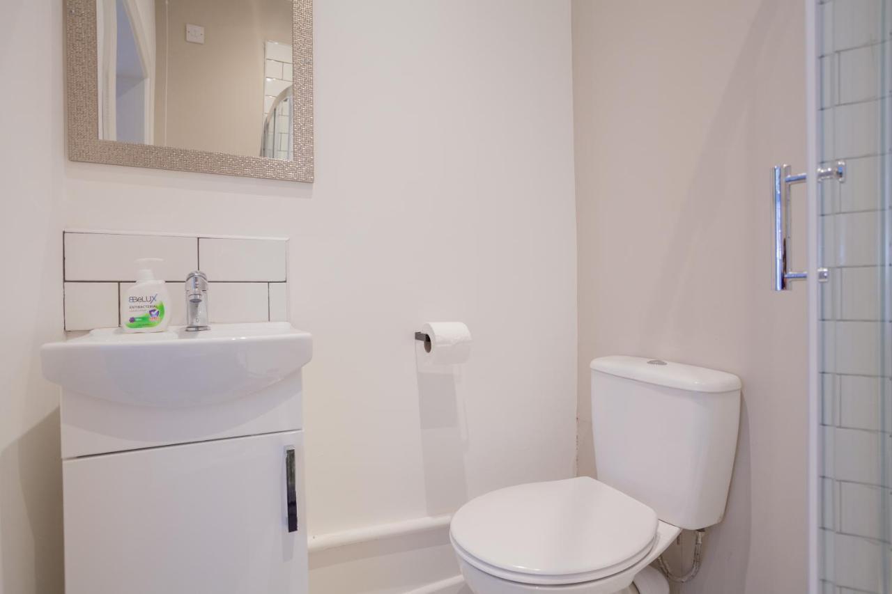 Double Room Private Bathroom