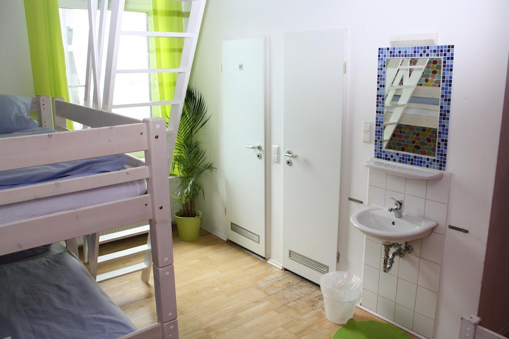 Bed 4-Bed Mixed Dormitory Room