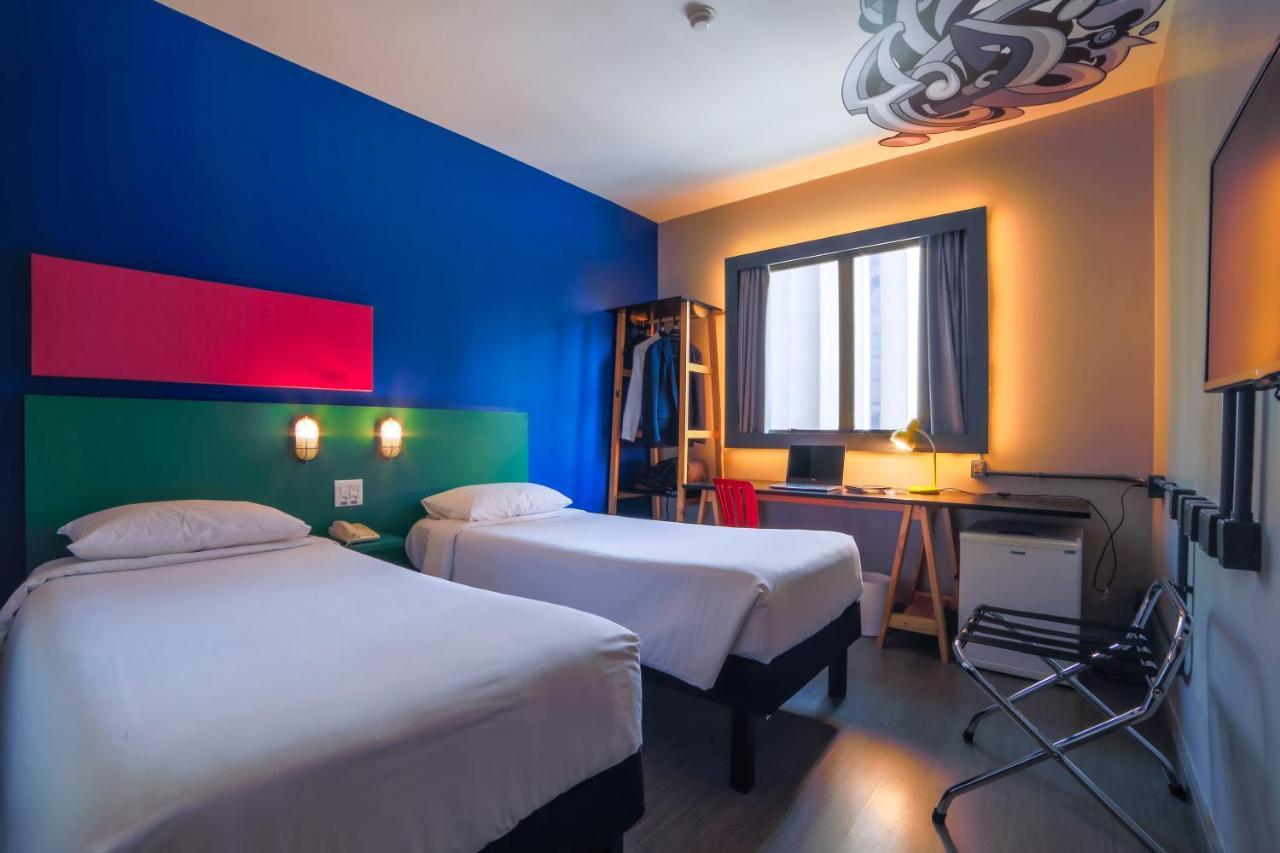 Standard Apartment with Twin Beds