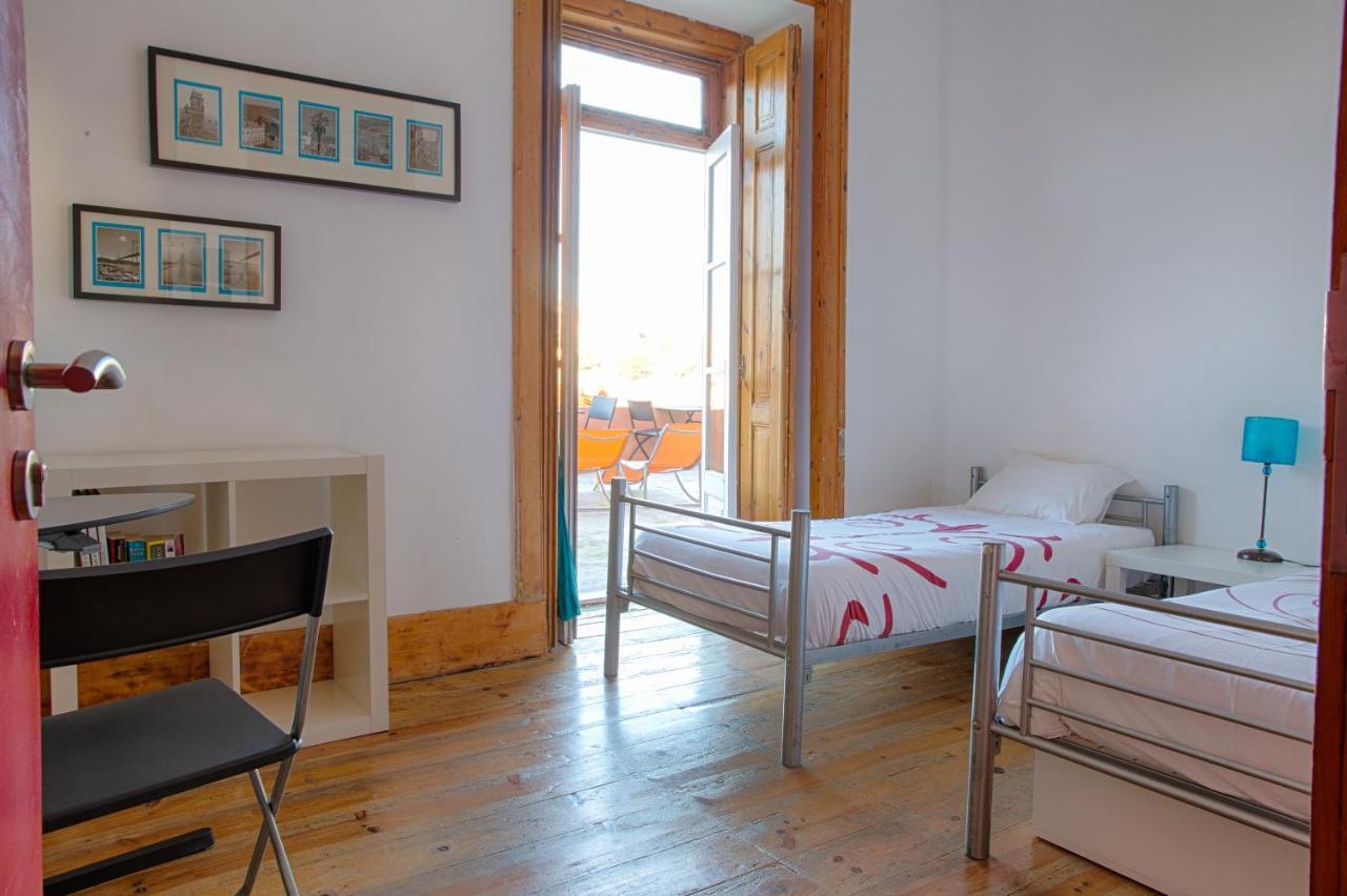 Twin Room with Shared Bathroom