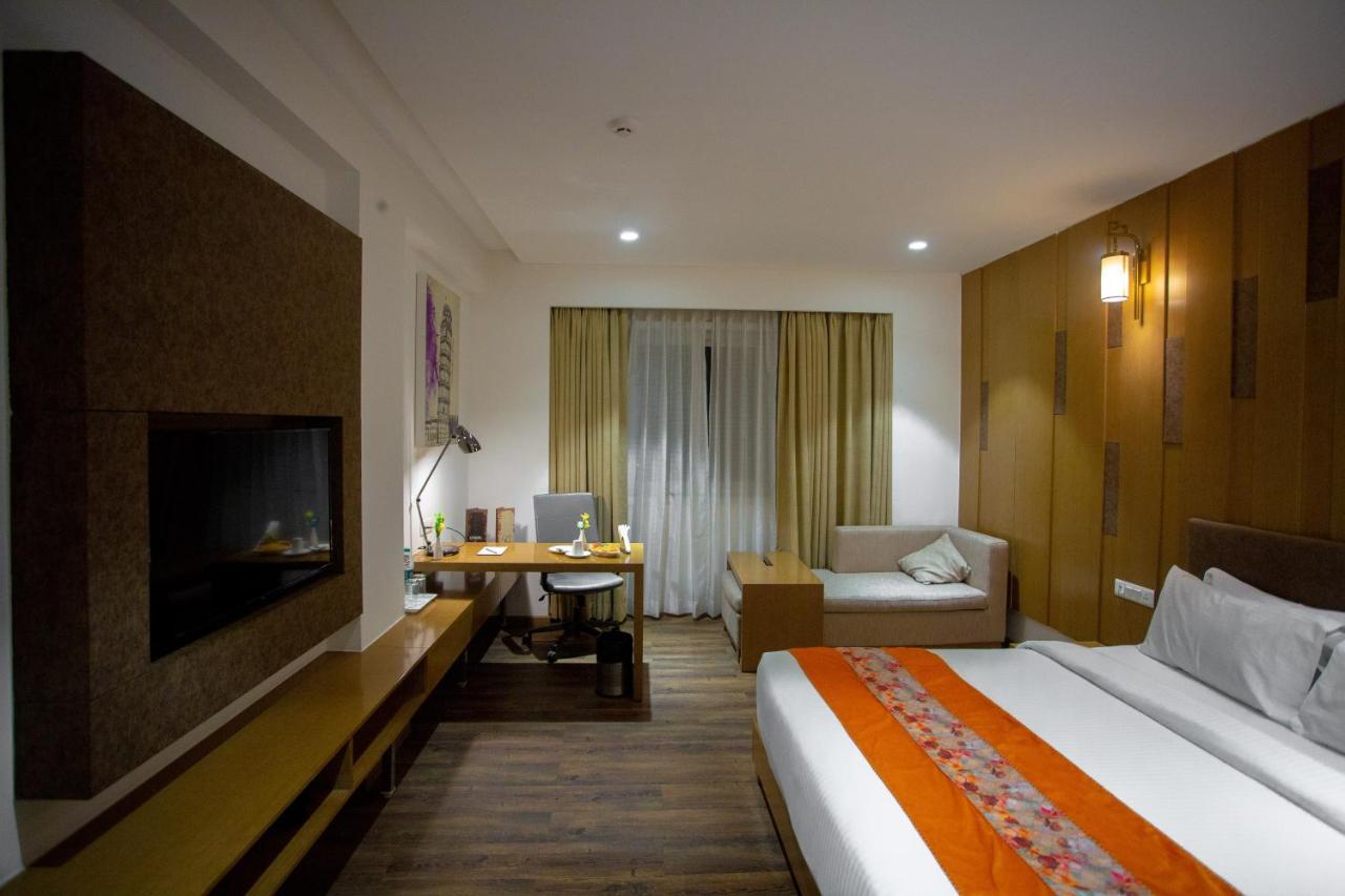 Standard Double Room,1084291387:JPEG