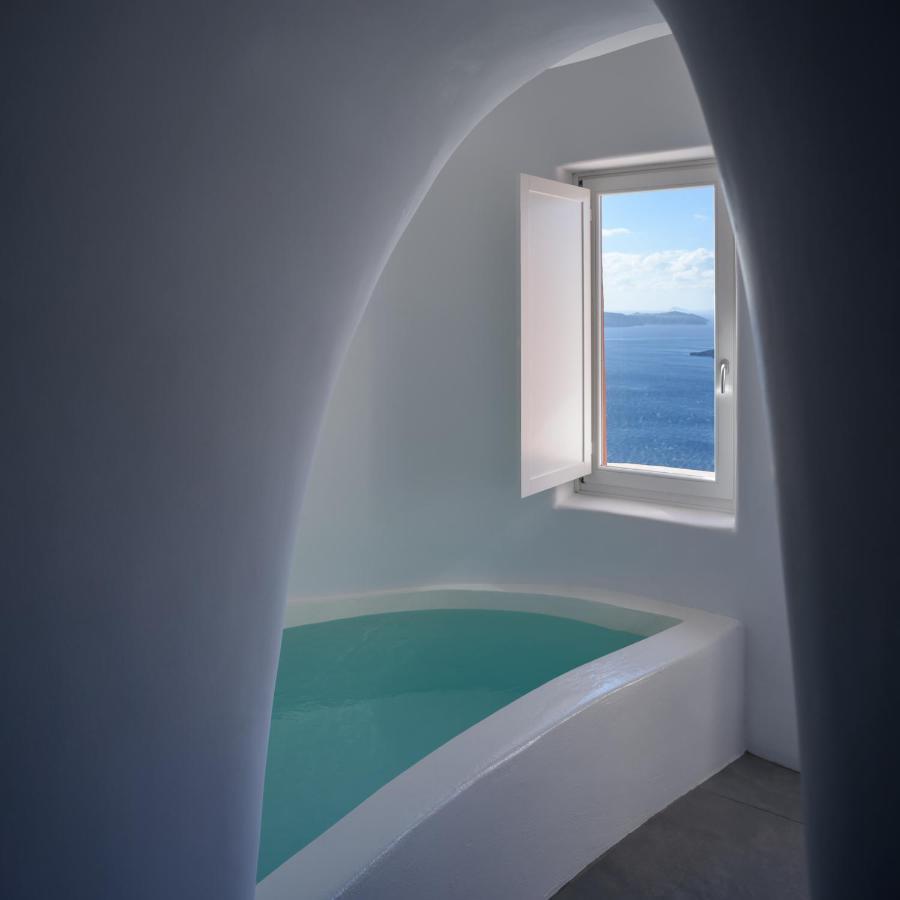Cave Suite Caldera View Hot Tub