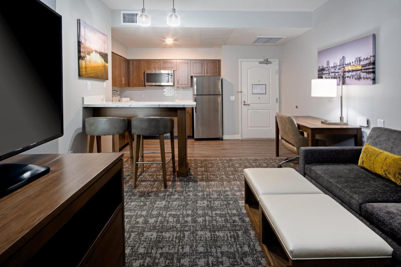 One-Bedroom Suite with King Bed Mobility Access Tub - Non-Smoking