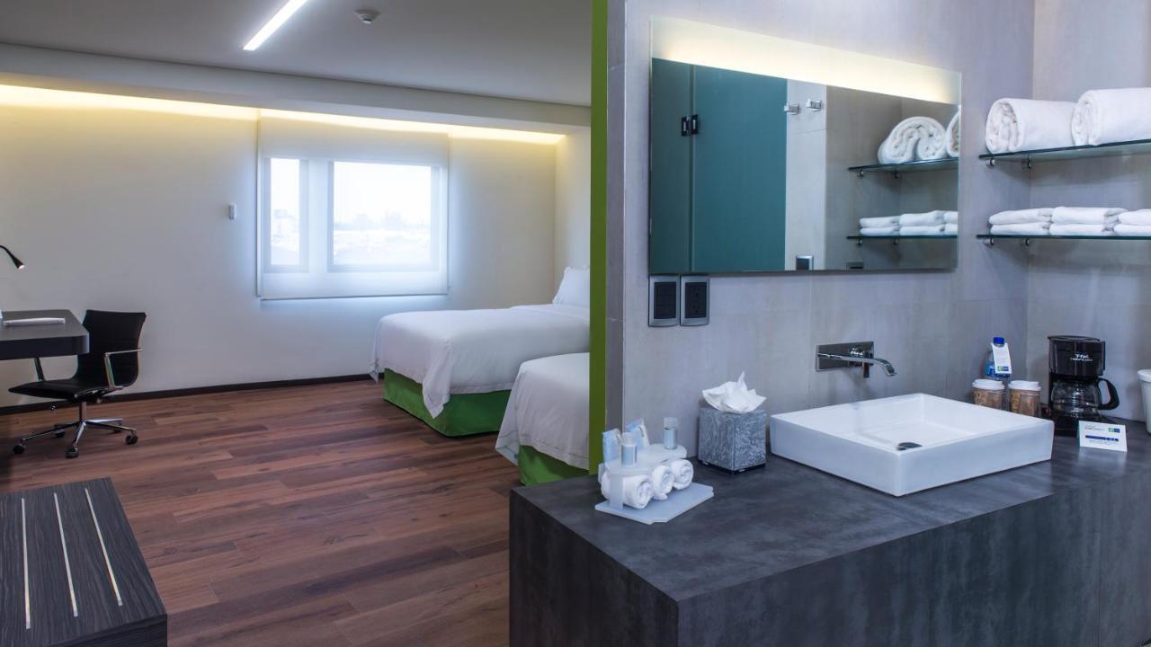 Standard Room Two Queen Beds