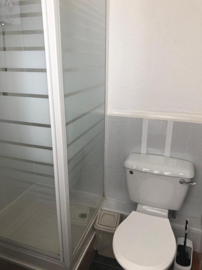 Standard Single Room - Shared