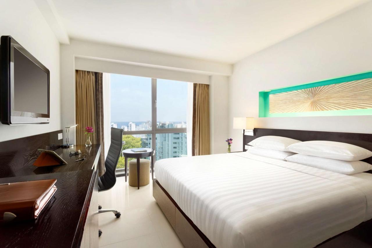 Deluxe Queen Room Ocean View Return Airport Transfer Complimentary Wifi