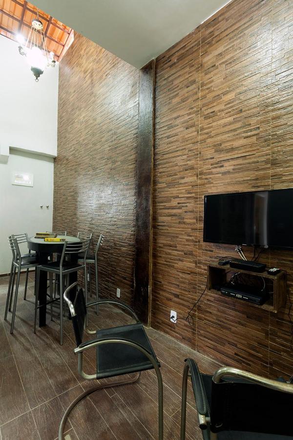 Deluxe Double Room Shower