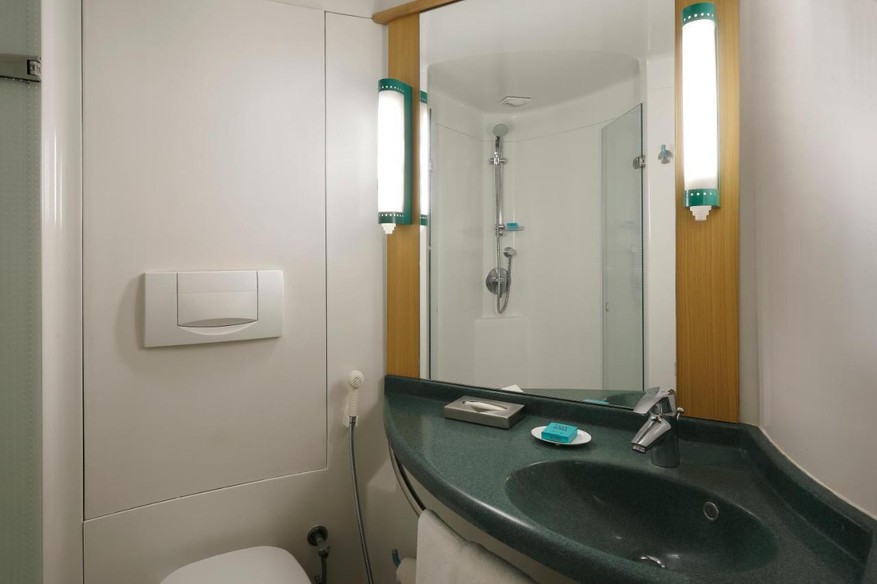 Superior Twin Room on Food & Beverage