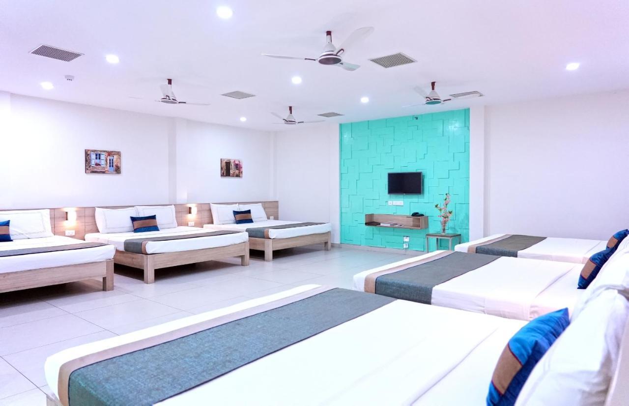 Mixed Dormitory Room