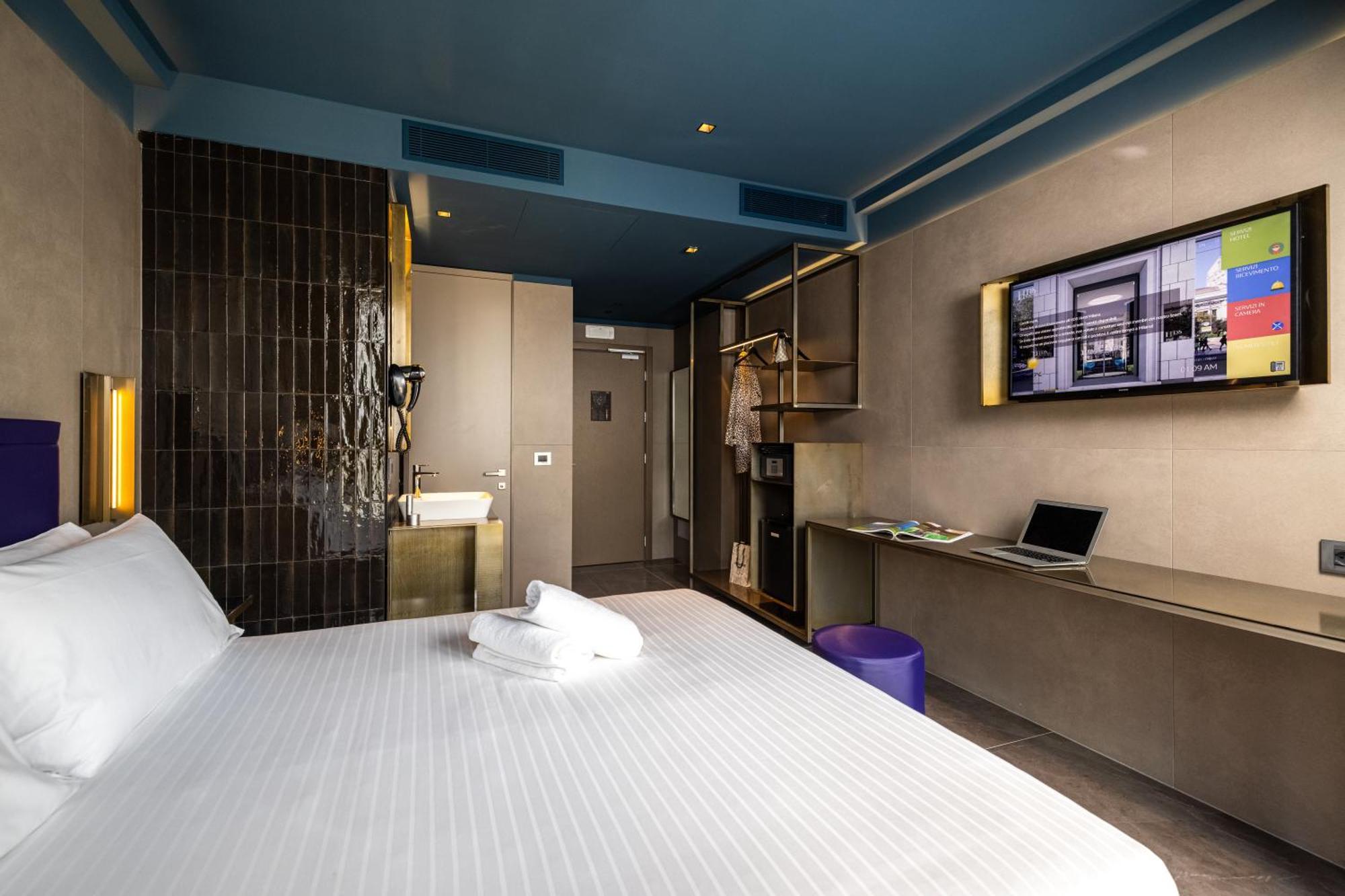 Double Room Single Use with View
