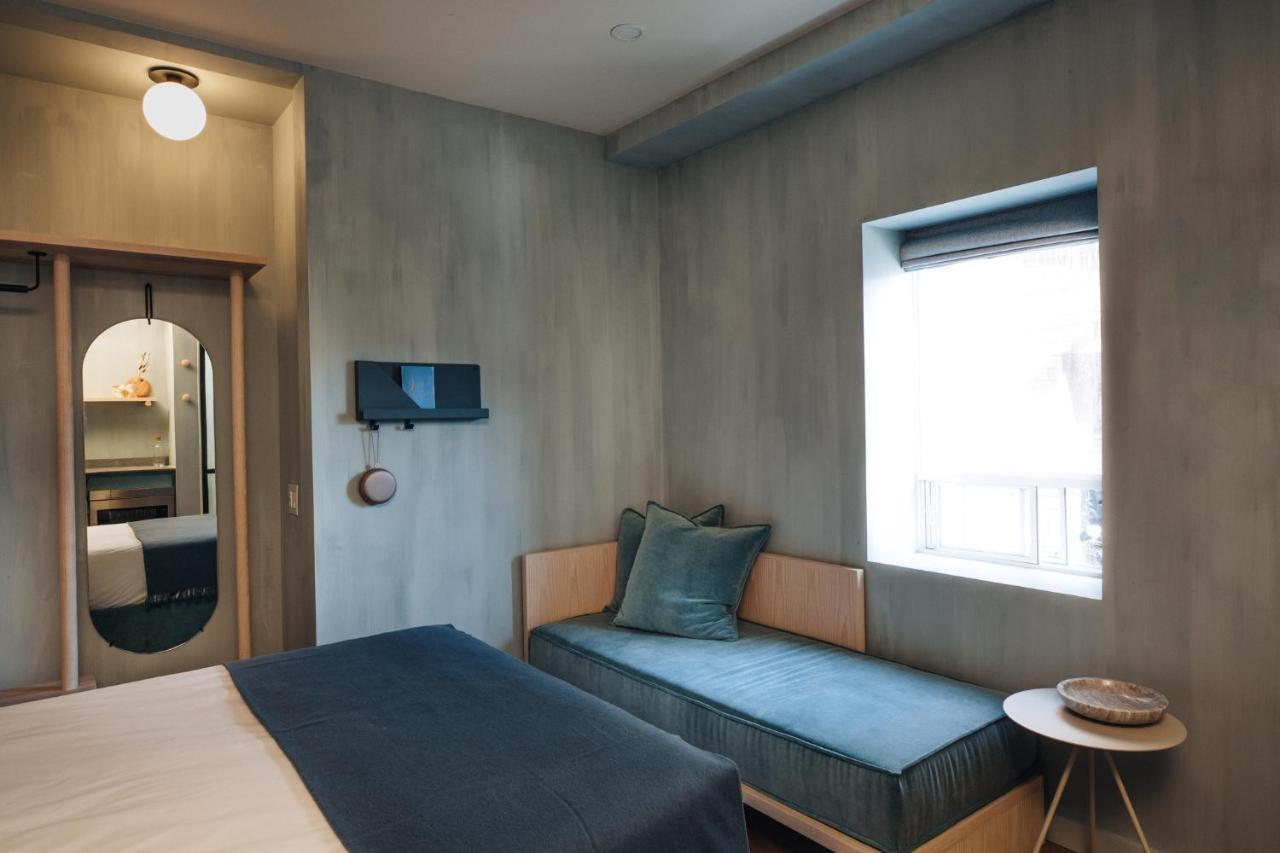 Double Room,1126883034:JPEG
