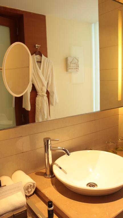 King Room with Pool View