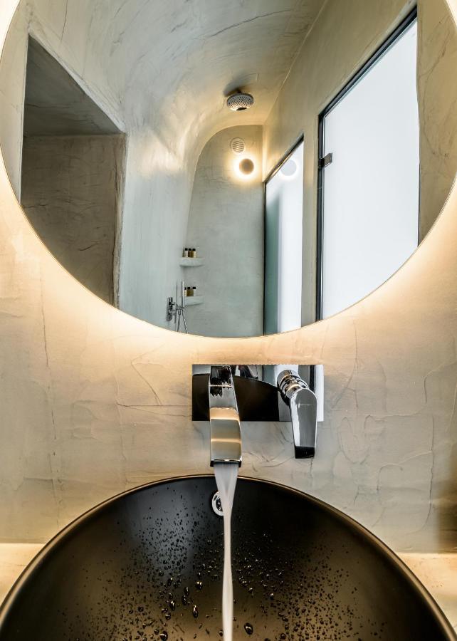 Junior Suite Outdoor Hot Tub