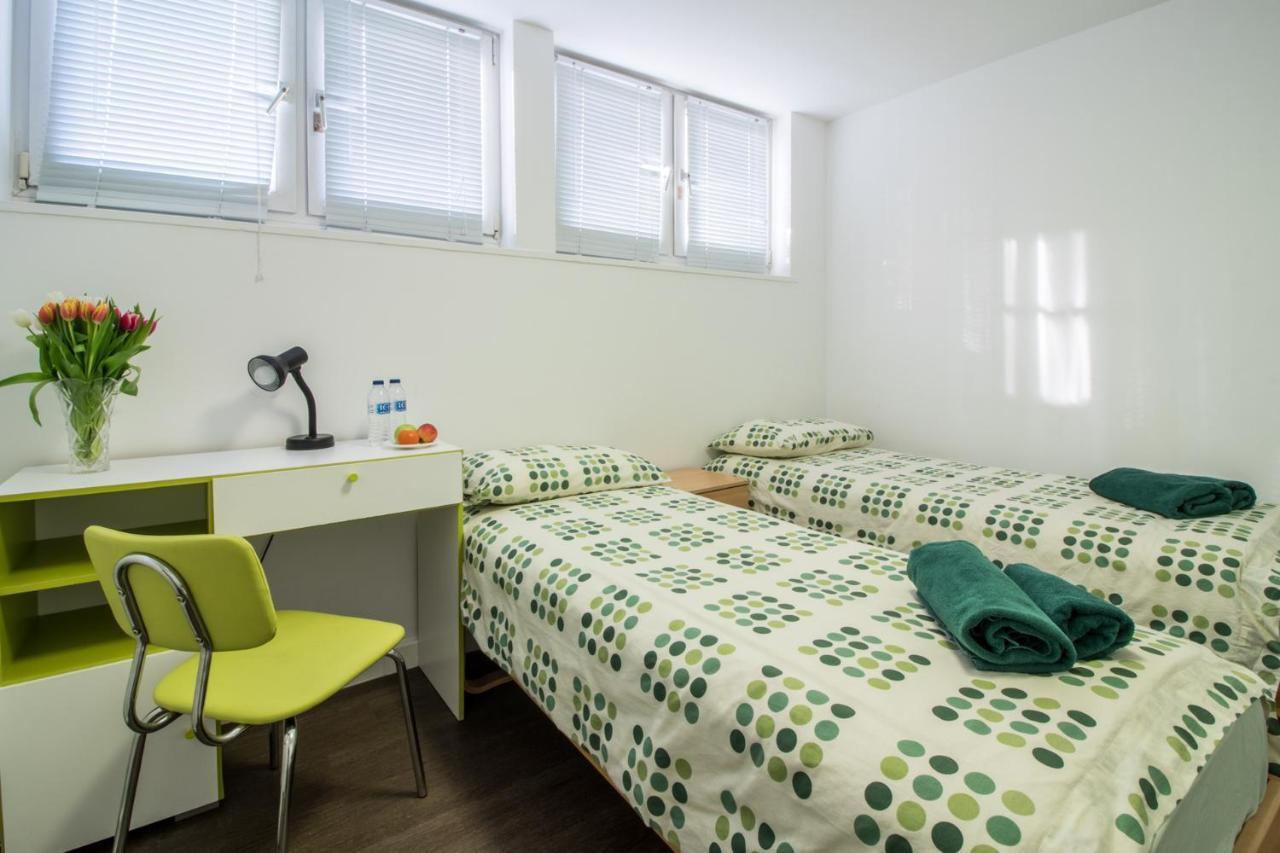 Double or Twin Room Private Bathroom