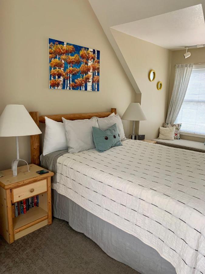 Queen Suite