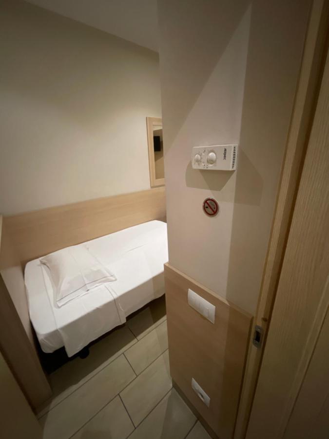 Single Room with Private Bathroom
