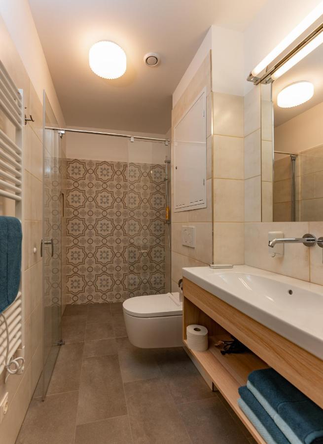 Standard Suite
