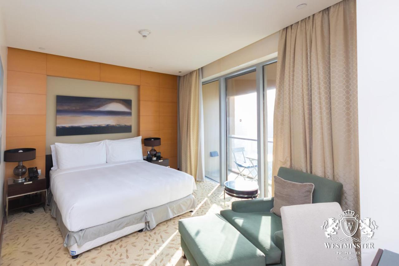 Large One-Bedroom Apartment