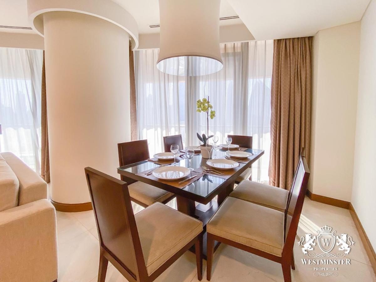 Three-Bedroom Full Fountain Burj Khalifa View