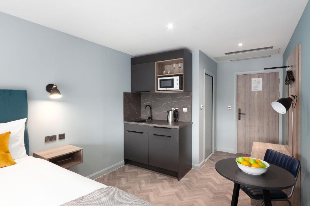 Standard Suite
