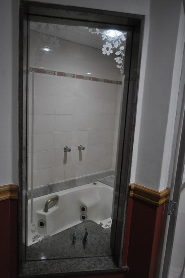 Deluxe Double Room Bath