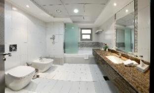 Standard Two-Bedroom Apartment City View