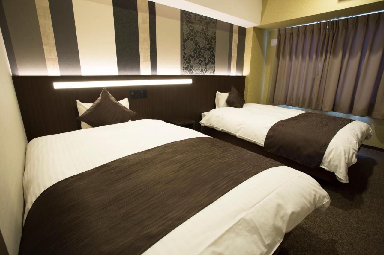 Quadruple Room Bathroom