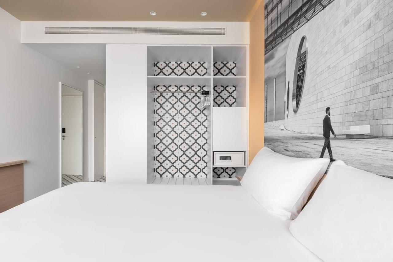 Deluxe Double or Twin Room with River View