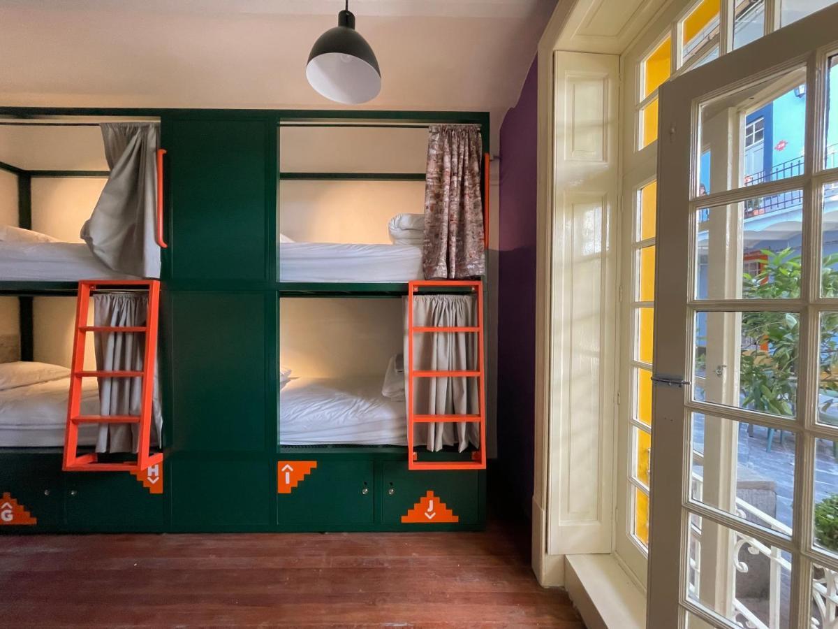 Bed 10-Bed Mixed Dormitory Room