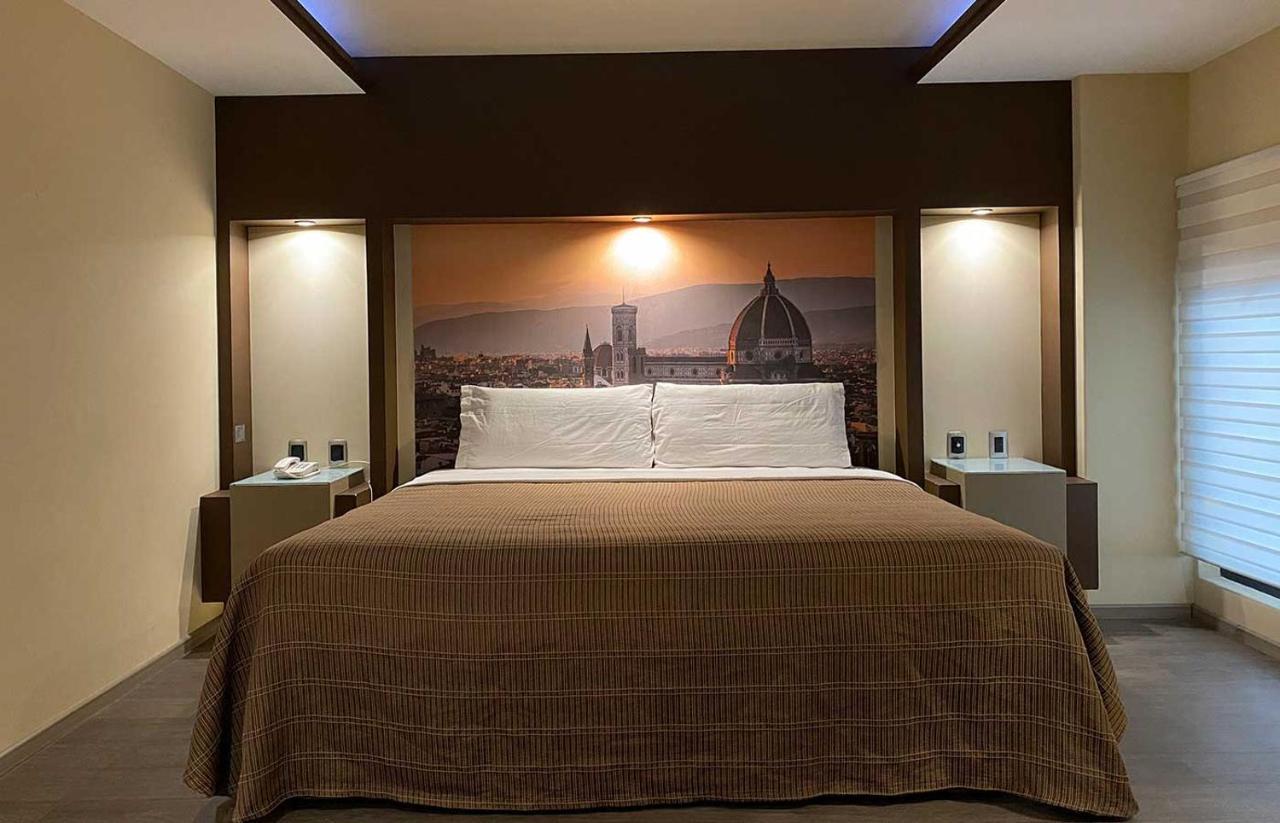 Queen Room Spa Bath