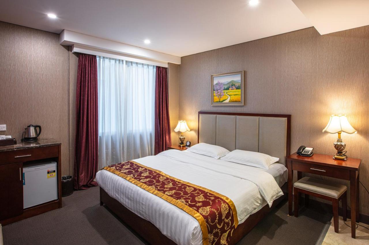 Atrium King Room