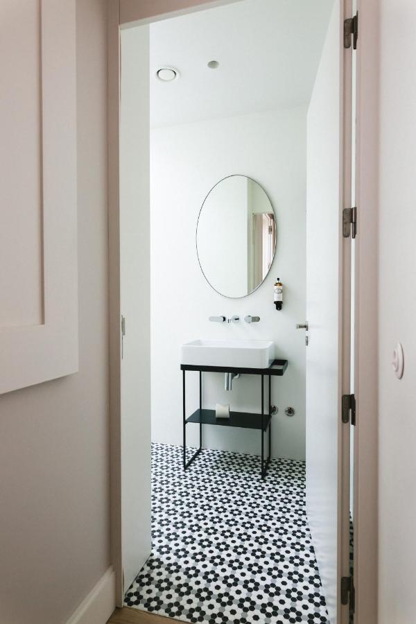 One-Bedroom Apartment with Convent View