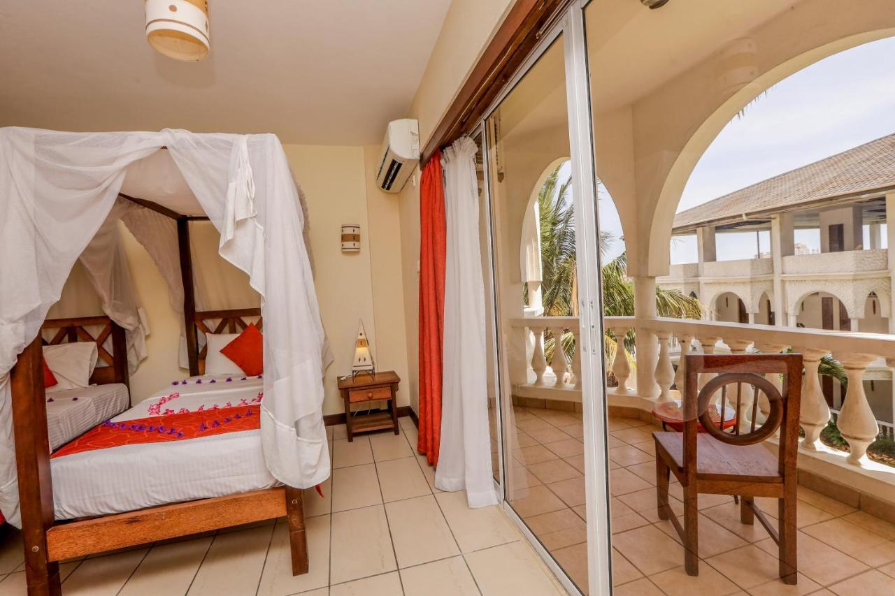 Standard Twin Room Garden View