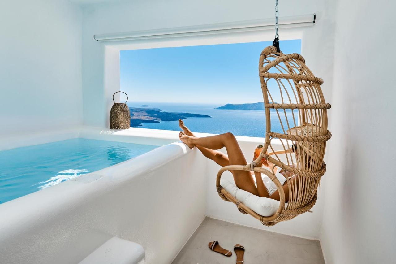 Honeymoon Suite Indoor Heated Jacuzzi