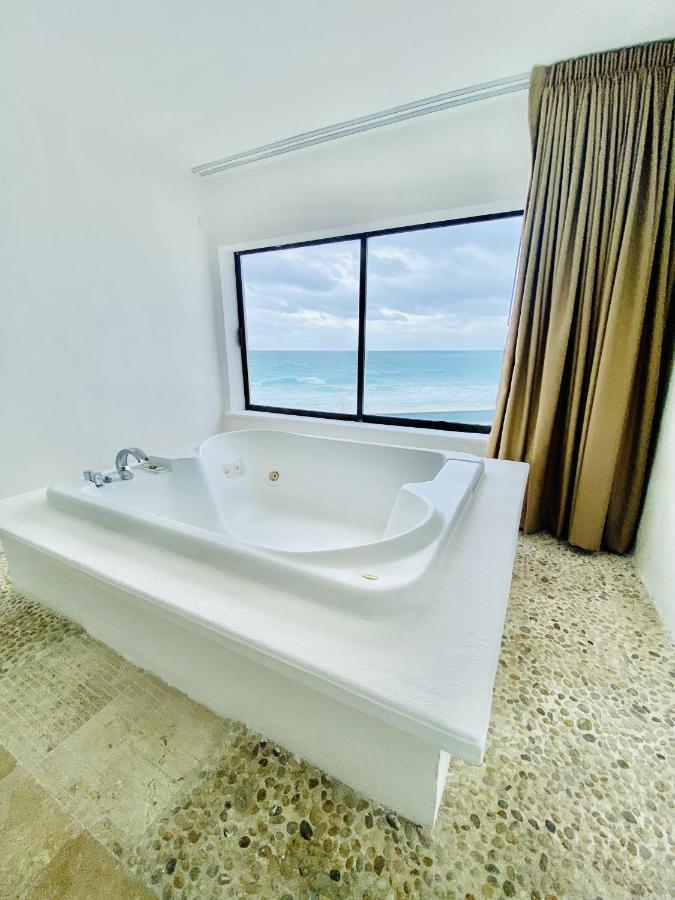 Suite Ocean View Jacuzzi & Terrace
