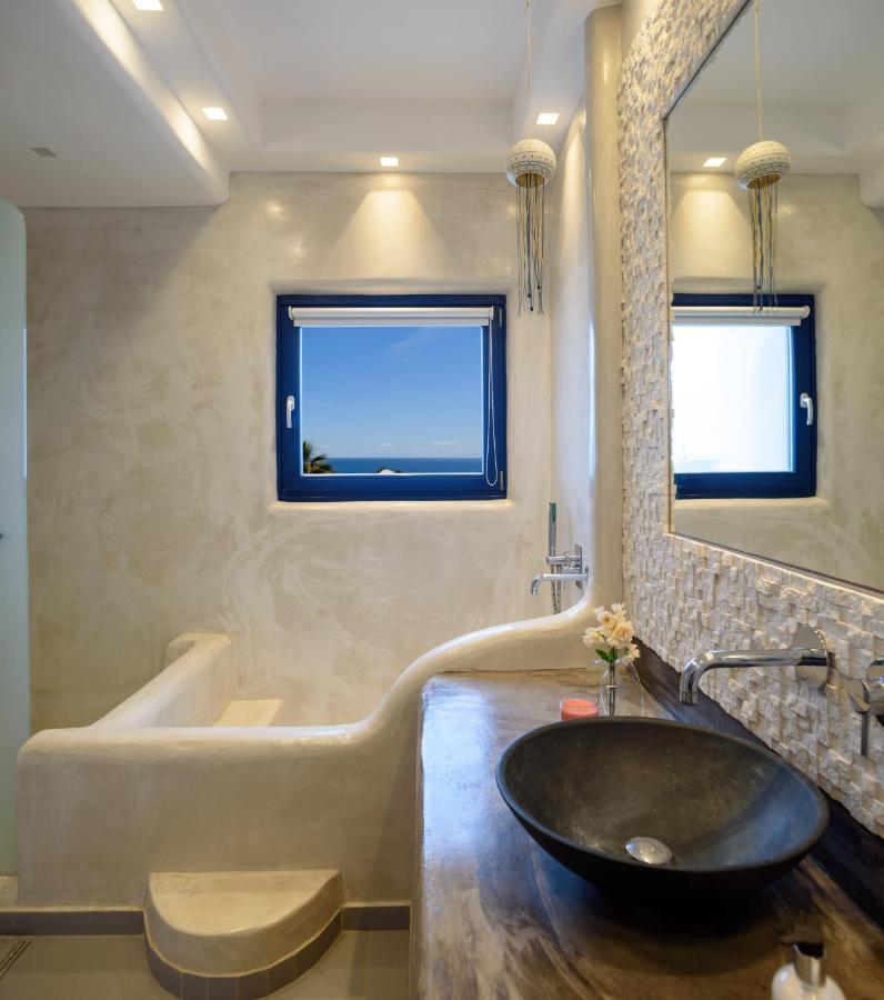 Phos Three Bedroom Villa Private Pool Sea View
