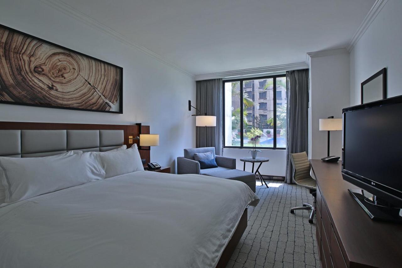 Classic King Room with City View
