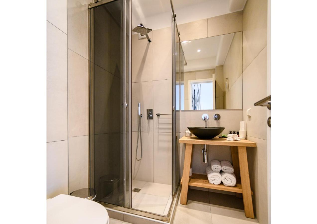 Phos Three Bedroom Villa Private Pool Sea View