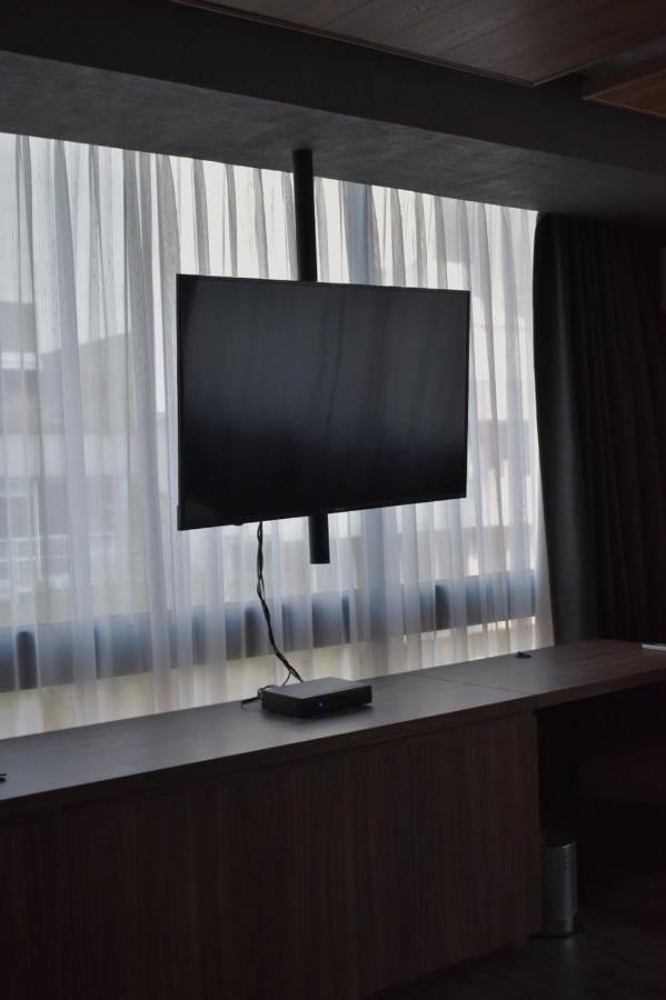 Deluxe Queen Suite